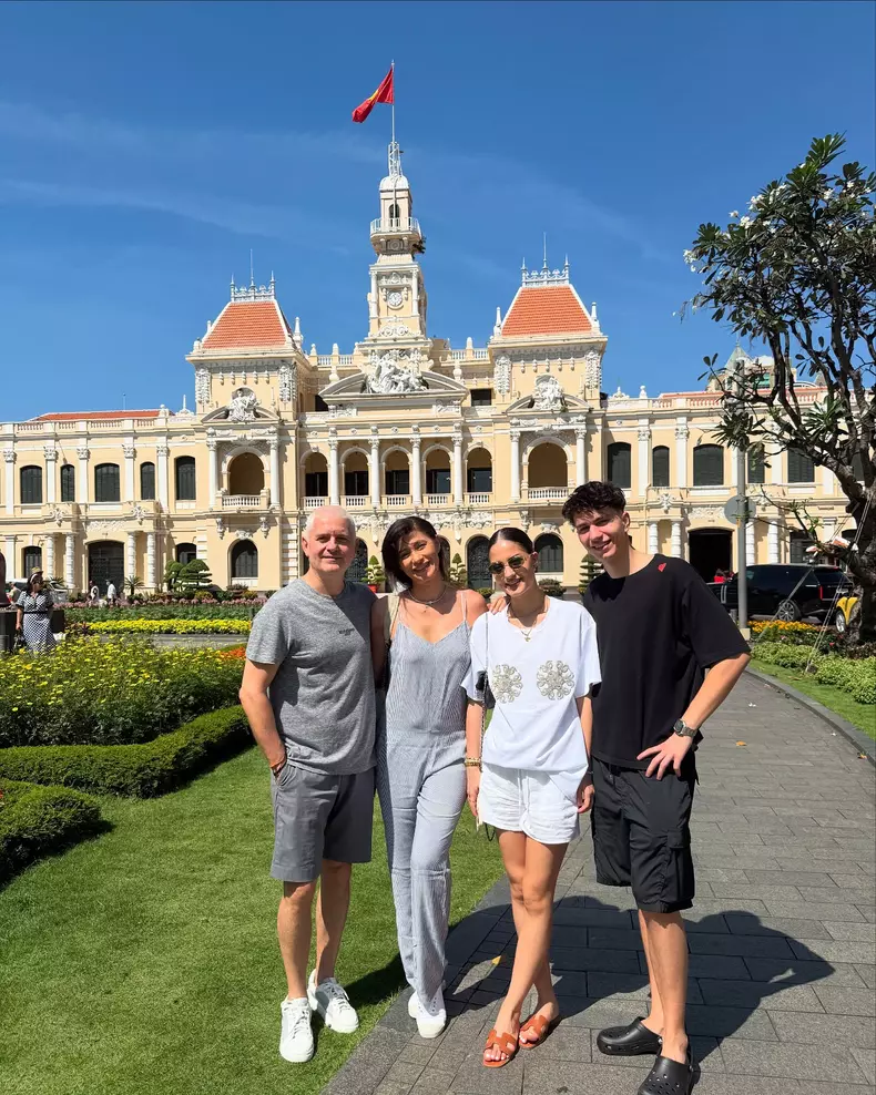 Virgil-Iantu-vacanta-Vietnam-familie-1