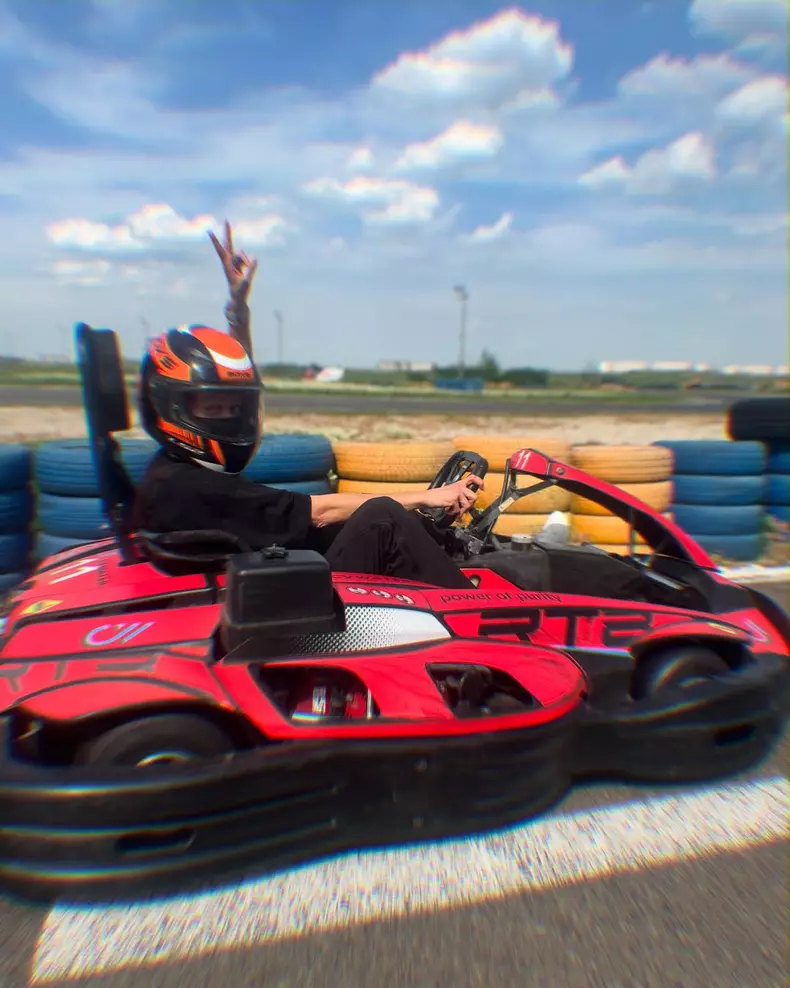 Irina-Fodor-karting-2