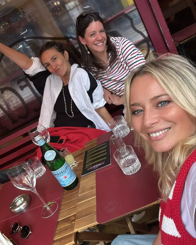 Laura-Cosoi-Adela-Popescu-si-Ada-Condeescu-reuniune-1