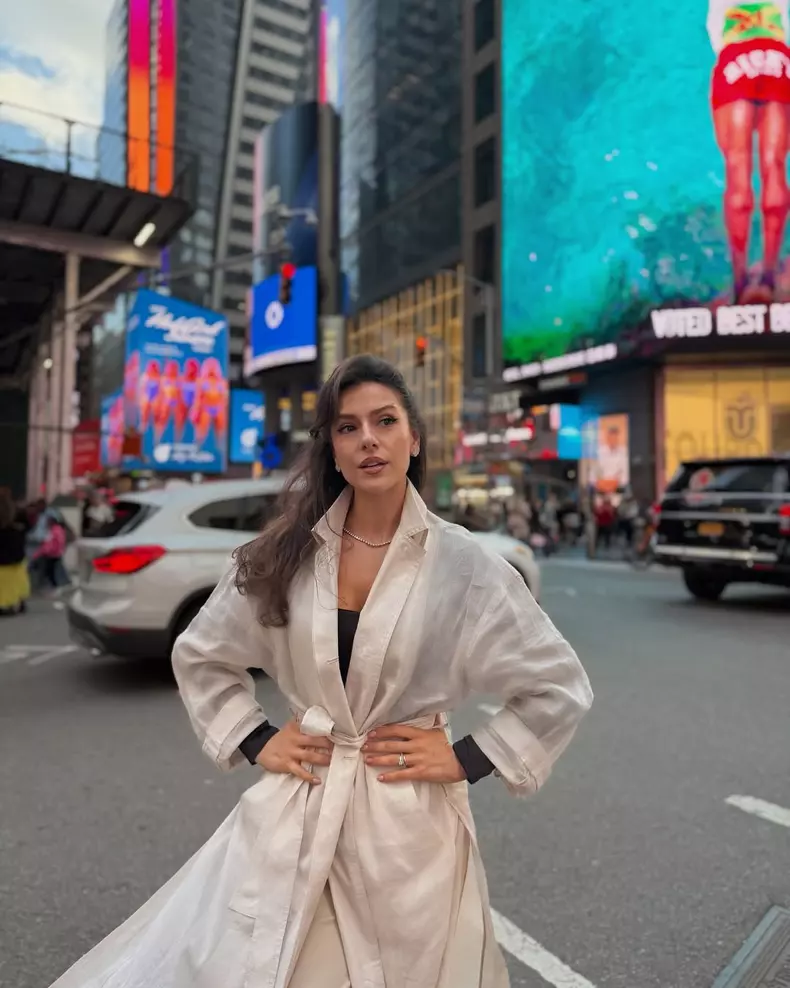 simona-taranu-vacanta-new-york-2025 (1)