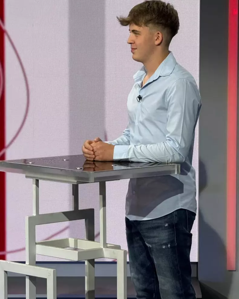 Best of This Week – de 1 Iunie, începem cu ce contează cel mai mult- copiii Dacă tot este Ziua Copilului, era firesc să încep cu ei- ️Bibi a fost invitat la o emisiune la TVR Info, unde a vorbit despre pas
