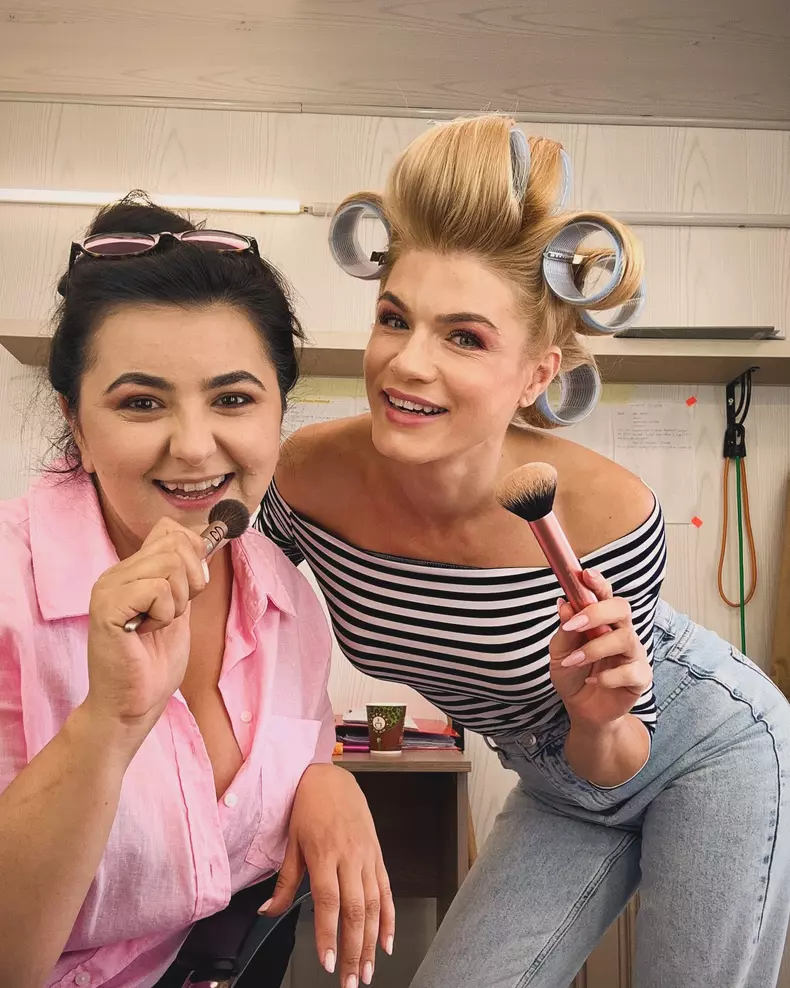 Ella-Prodan-Iubire-cu-parfum-de-femeie-6