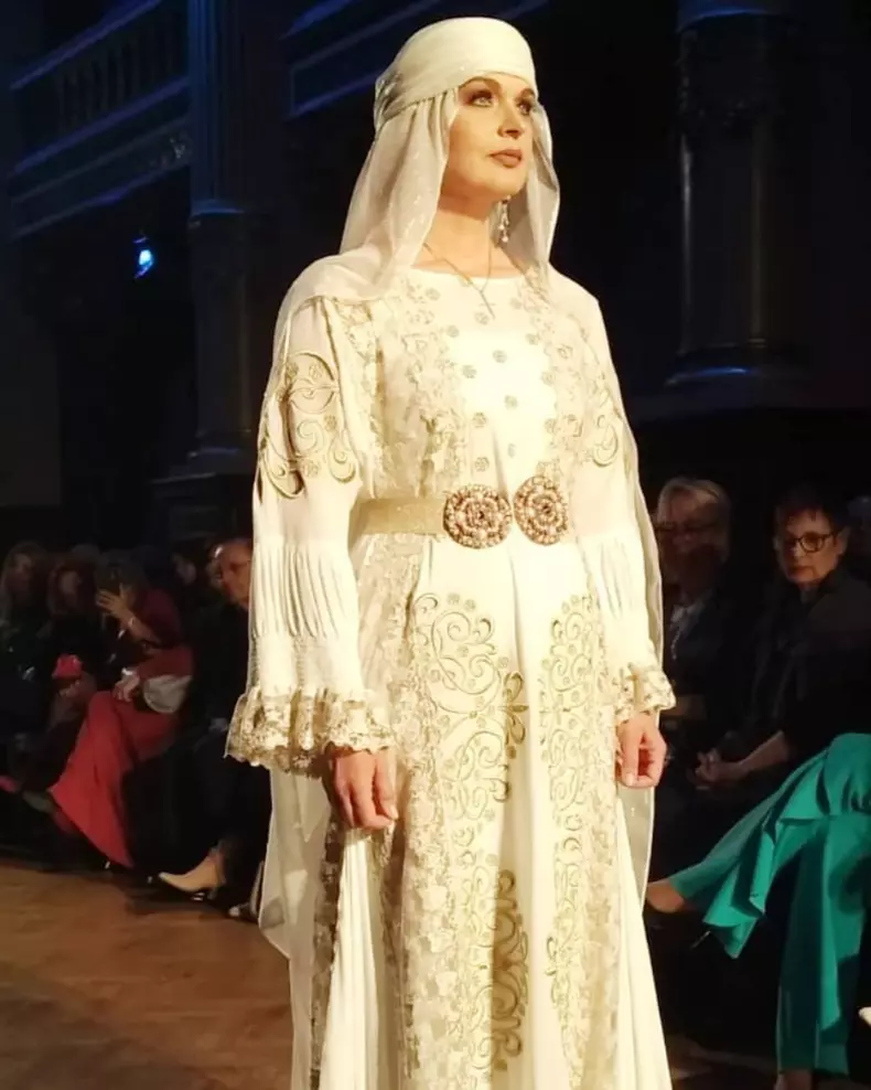 Regina Maria by Liza Panait ❤ (1)