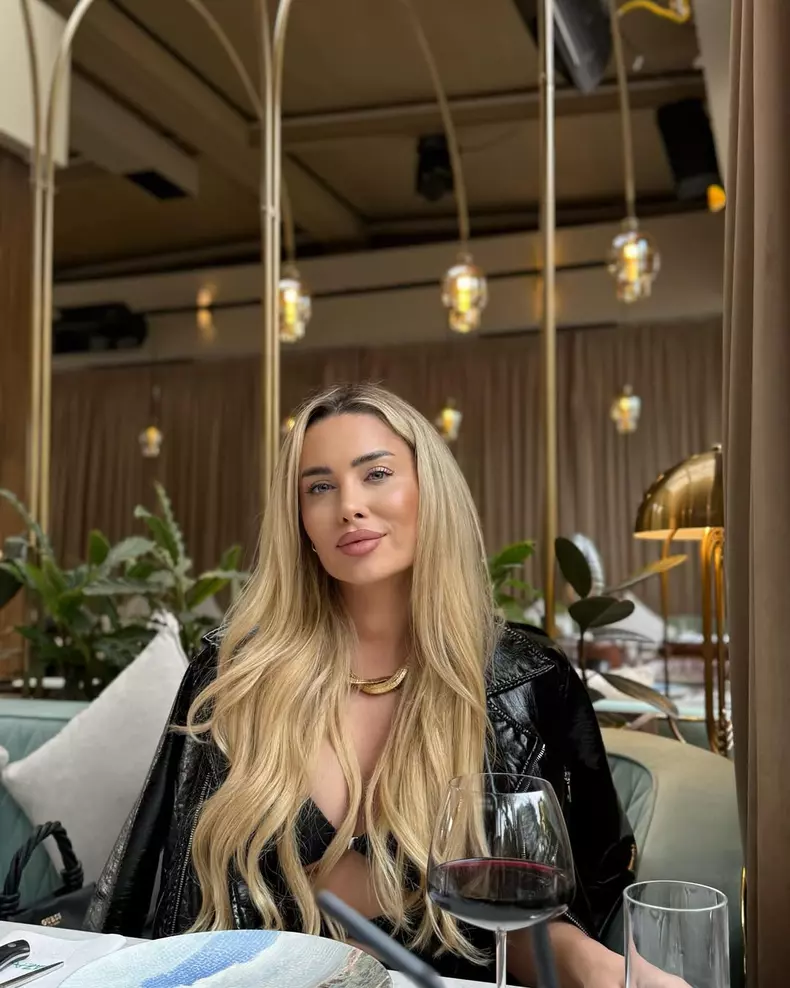 Oana Monea, despre câștigurile de la „Insula Iubirii”  (7)