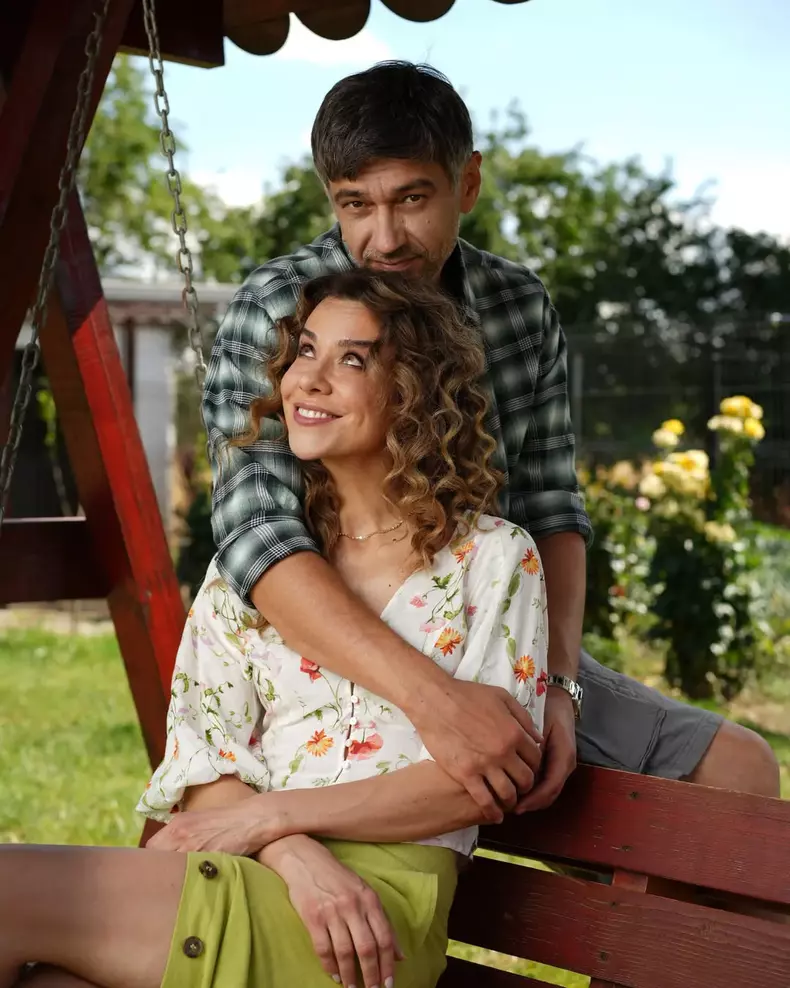 Andreea-Vasile-si-Bogdan-Albulescu-serial-13