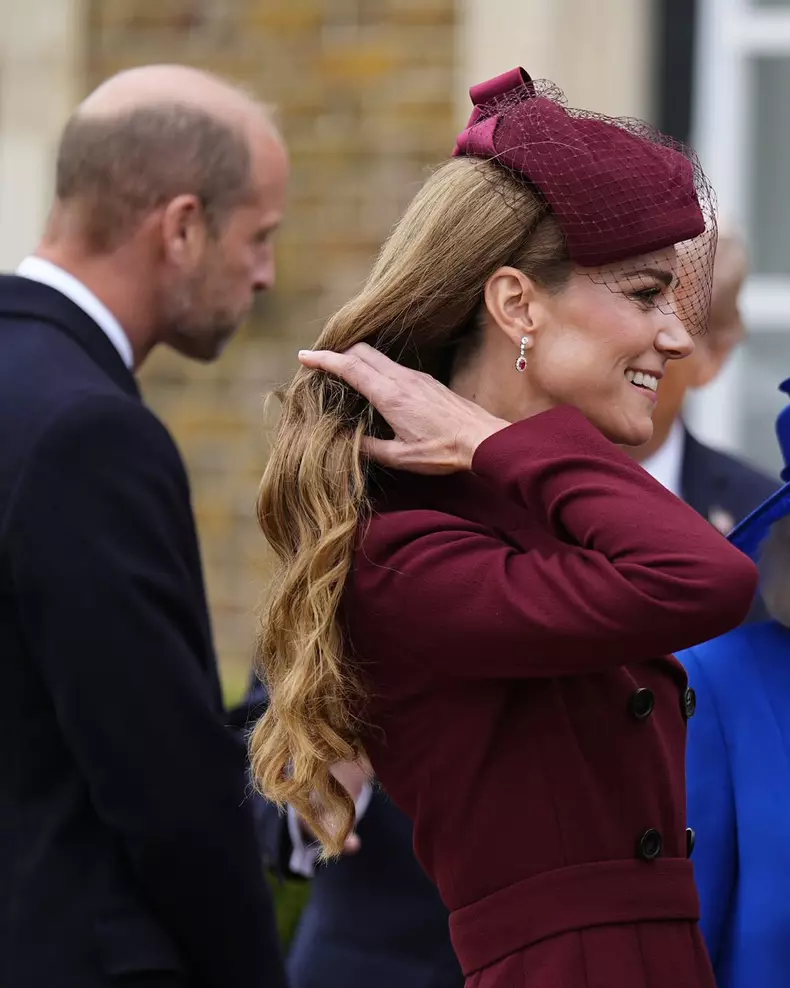 Kate-Middleton-și-Prințul-William-l-au-întâmpinat-oficial-pe-Donald-și-Melania-Trump-la-Windsor-Castle (8)
