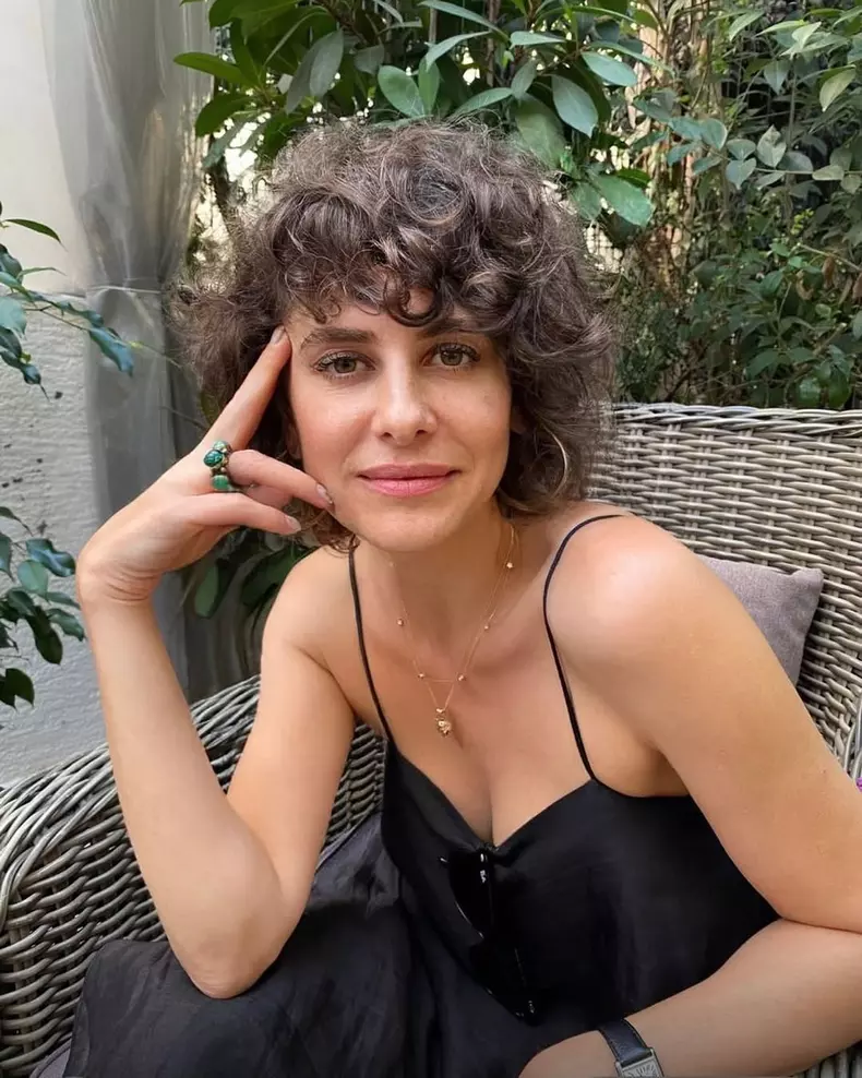 Ebru Özkan7