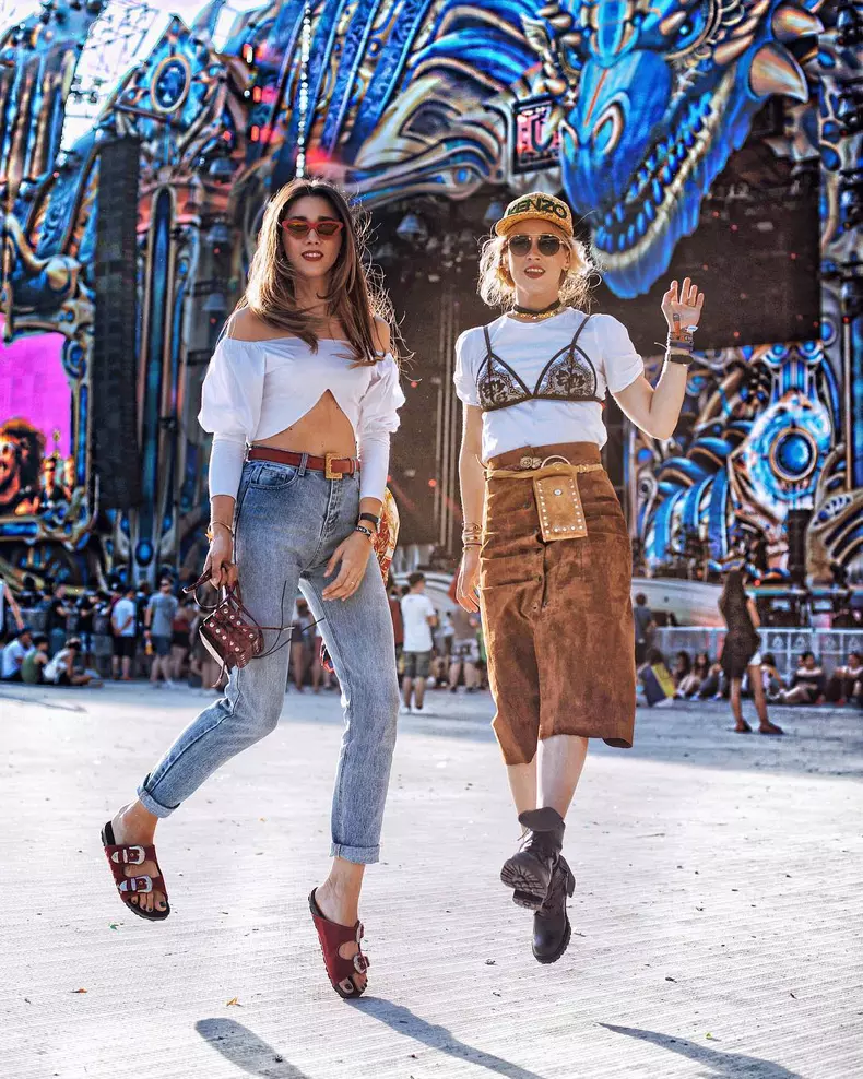 Alina Tanasă și Diana Enciu