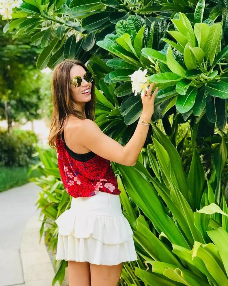 soția lui Dan Petrescu