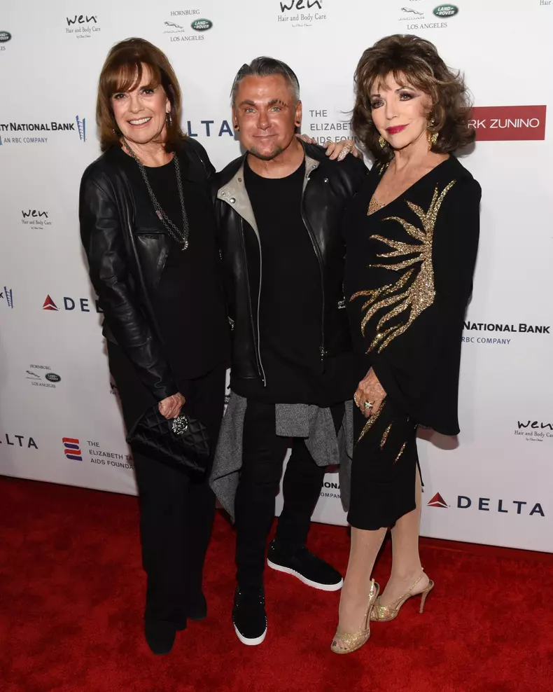 Mark Zunino Atelier Hosts Cocktail Reception Benefiting The Elizabeth Taylor AIDS Foundation