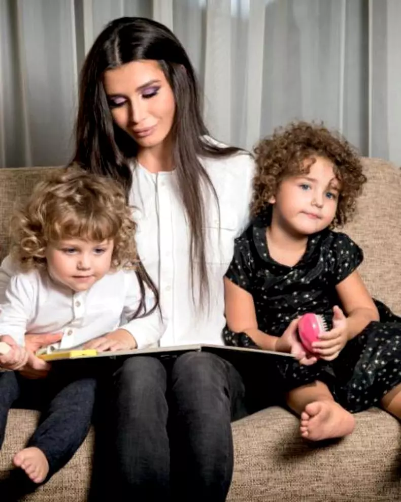 elena-basescu-a-nascut-1