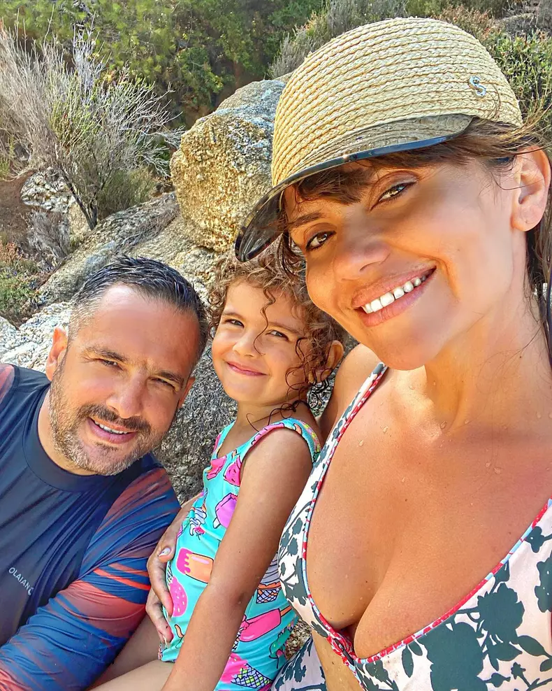 Cristina-Siscanu-Madalin-Ionescu-5