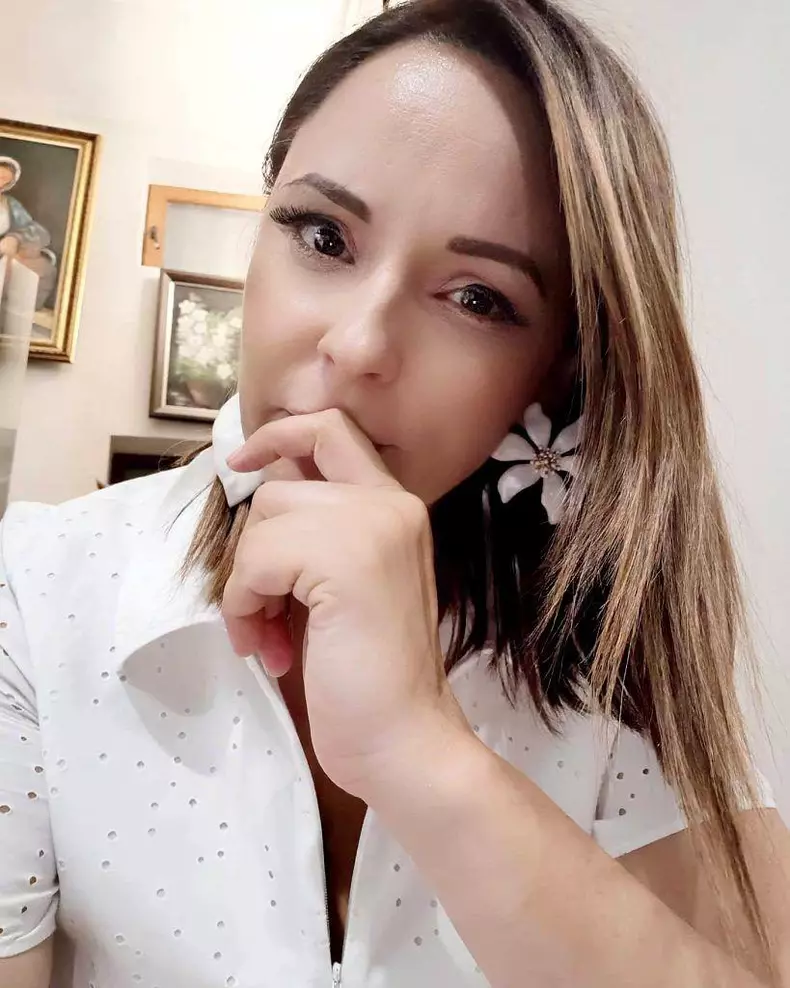 Andreea-Marin-debut-2