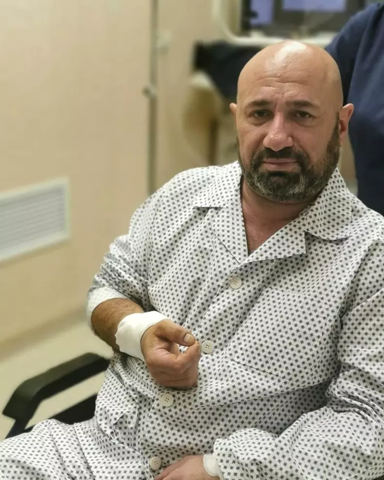 catalin-scarlatescu-internat-de-urgenta-cheful-a-transmis-un-mesaj-din-scaunul-cu-rotile-819x1024