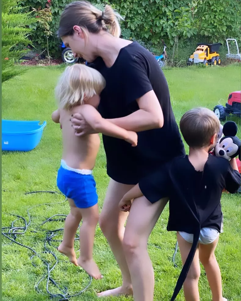 Adela-Popescu-probleme-sarcină-2