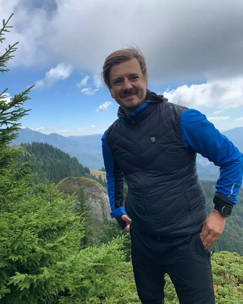 Mihai-petre-5-819x1024-1