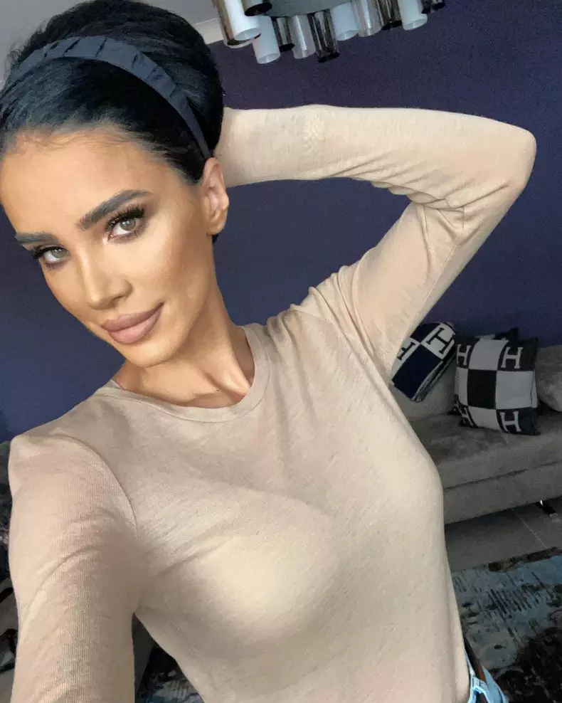 Adelina-Pestritu-animal-de-companie-9