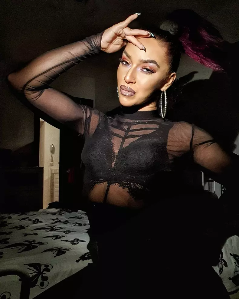 Loredana-Butea-asistenta-Dan-Capatos-7