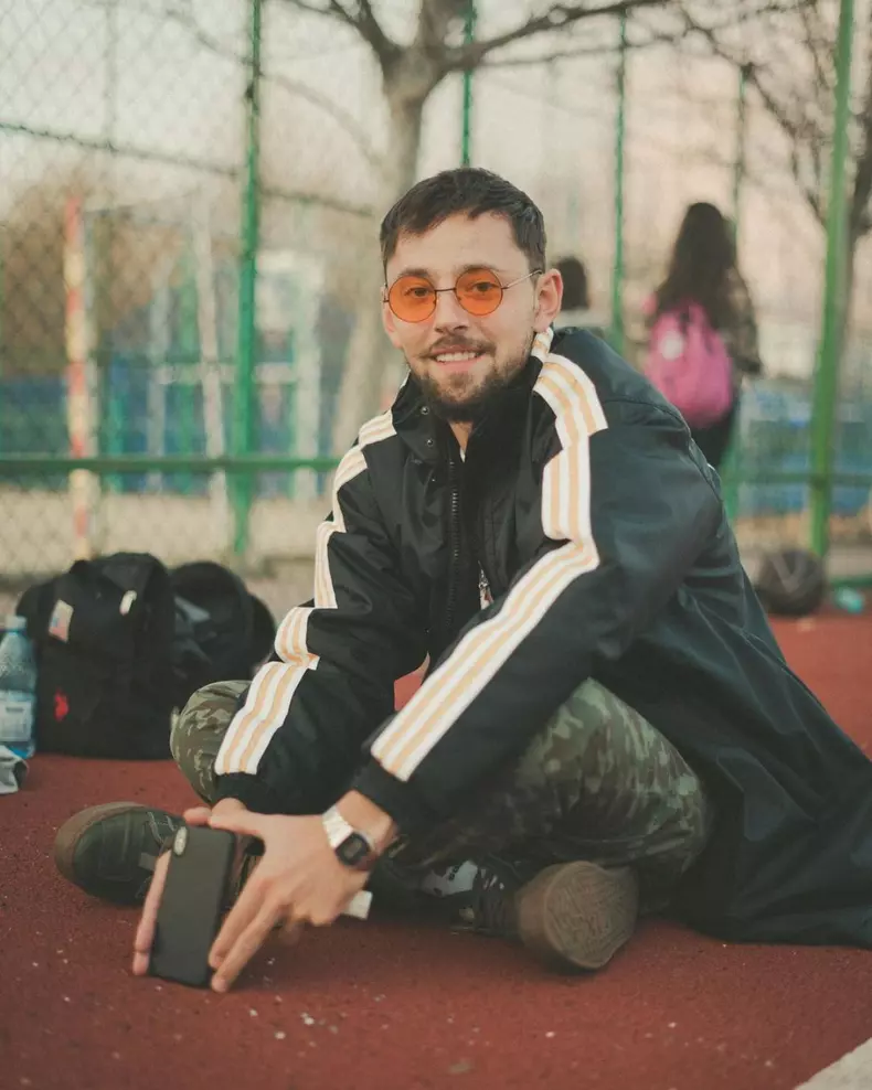 Cine-este-Cucu-de-la-Survivor-2