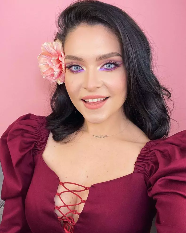 cine-este-Adelina-Damian-de-la-Survivor8