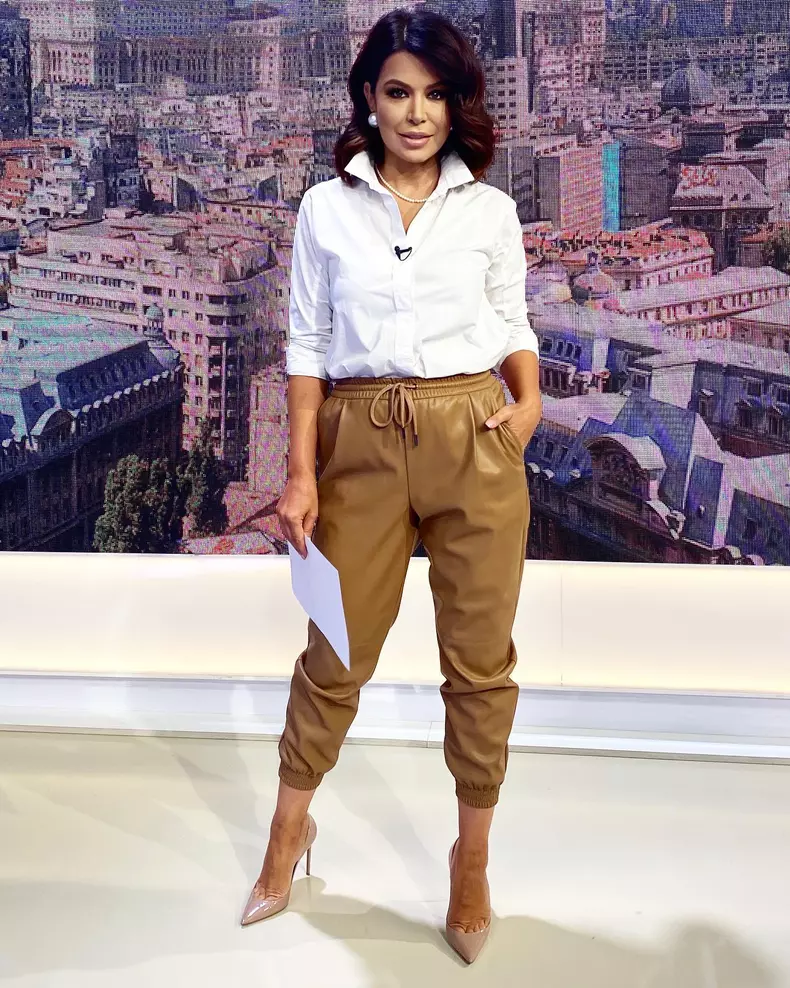 ce-meserie-a-avut-simona-patruleasa-inainte-sa-devina-prezentator-tv-8