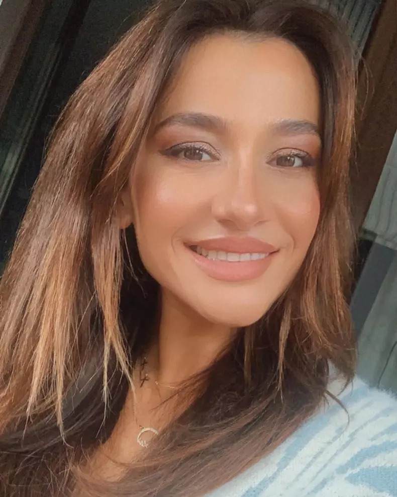 gabi-badalau-si-claudia-patrascanu-disputa-in-timpul-procesului-8