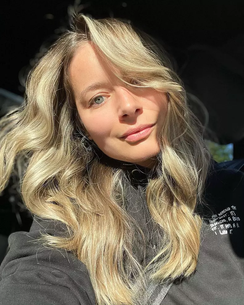 laura-cosoi-aparitie-de-senzatie-pe-instagram-1