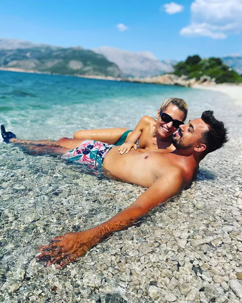 237531456_380345210121582_1023749841721422512_n