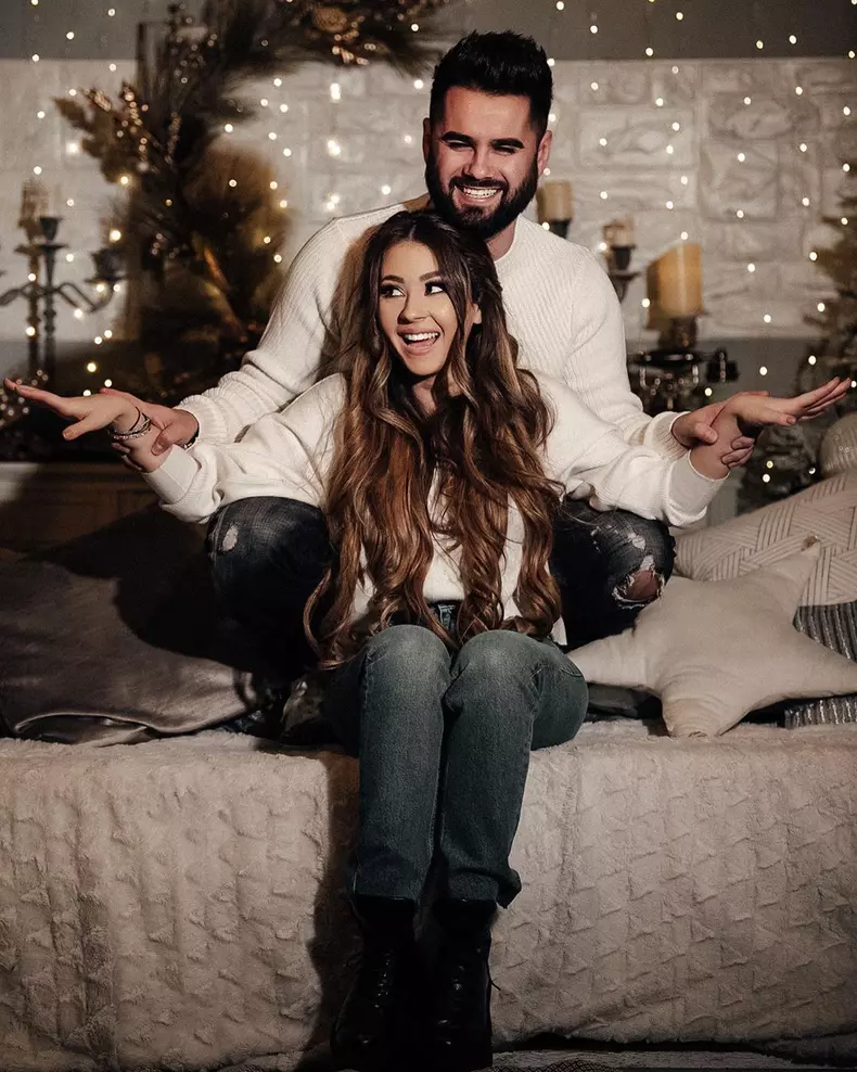 Nicole-Cherry-și-iubitul-ei-12