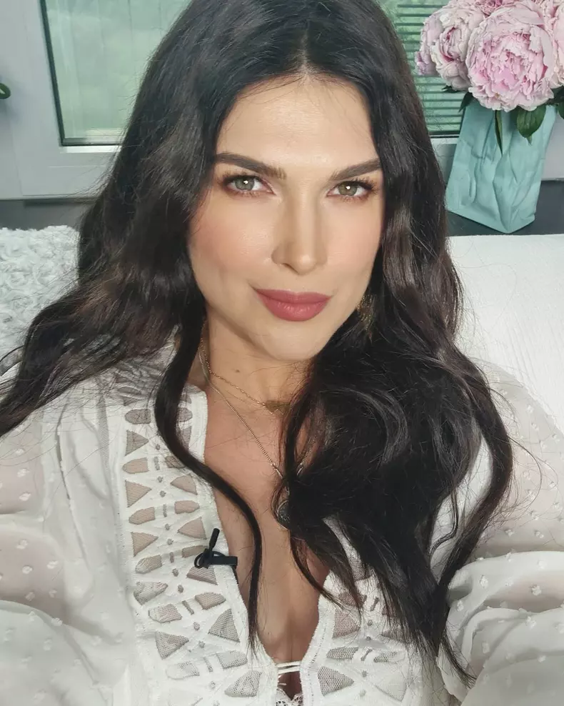 Monica-Barladeanu-Dumnezeu3