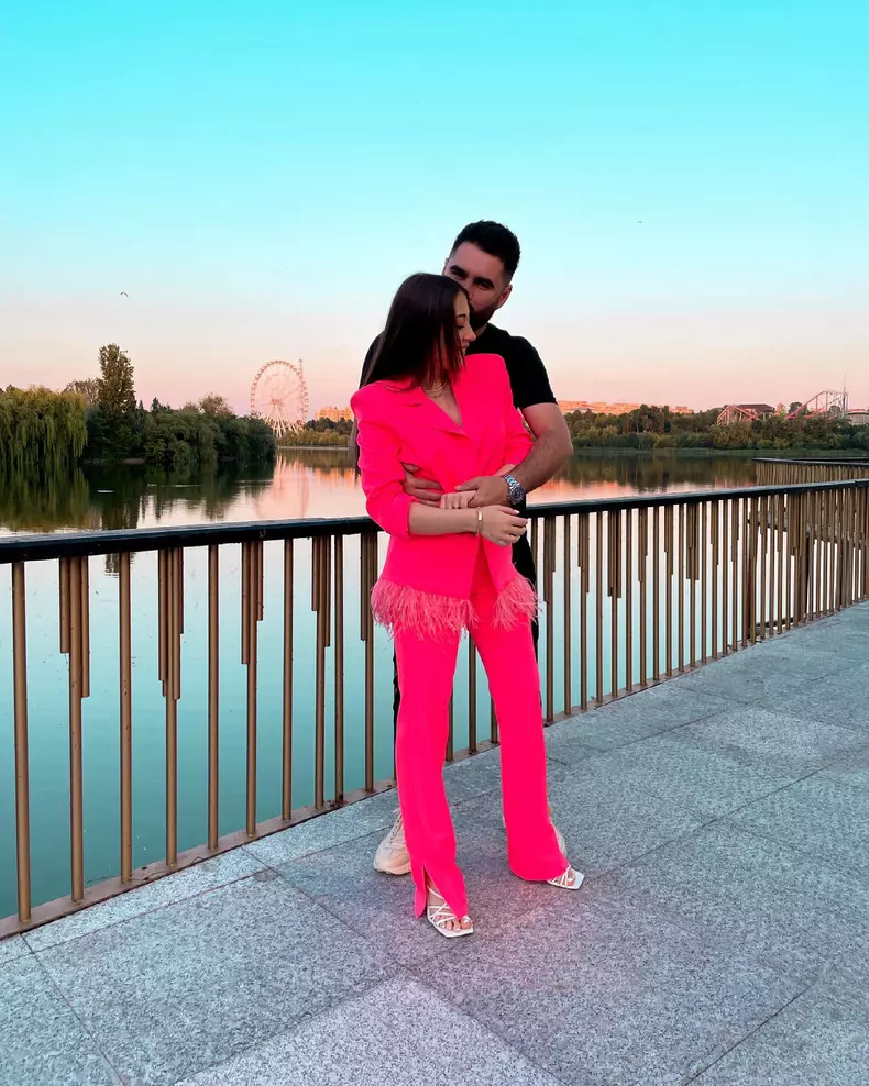 Reacție-Florin-Nicole-Cherry-însărcinată-14