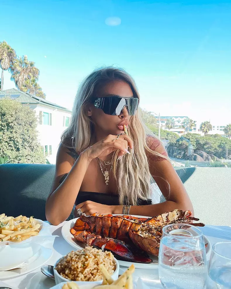 241550362_1569489346731249_1614238742223289694_n