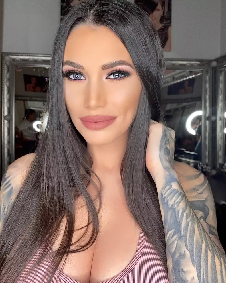 Roxana-Vancea-silueta-sarcina-3