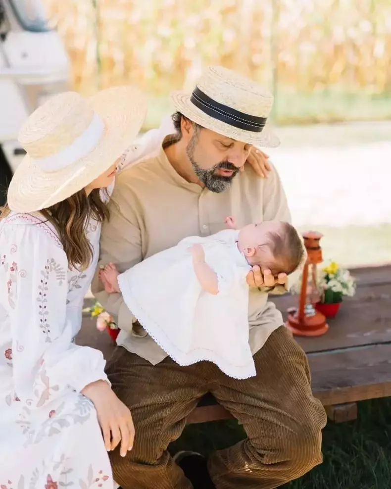 dana-rogoz-sarbatoare-mare-lia-a-implinit-un-an-8-819x1024-1