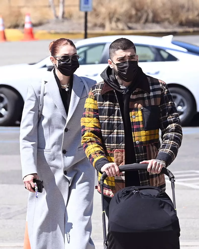 EXCLUSIVE: Zayn Malik And Gigi Hadid Take Baby Khai To The Brooklyn Aquarium