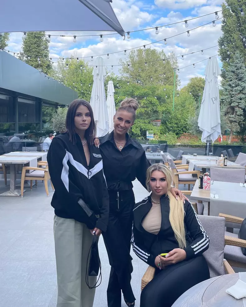 241180506_653163422359222_7904372363267749802_n