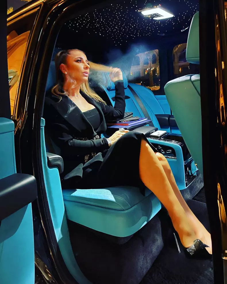 250784636_607561673621376_4155137019054422856_n