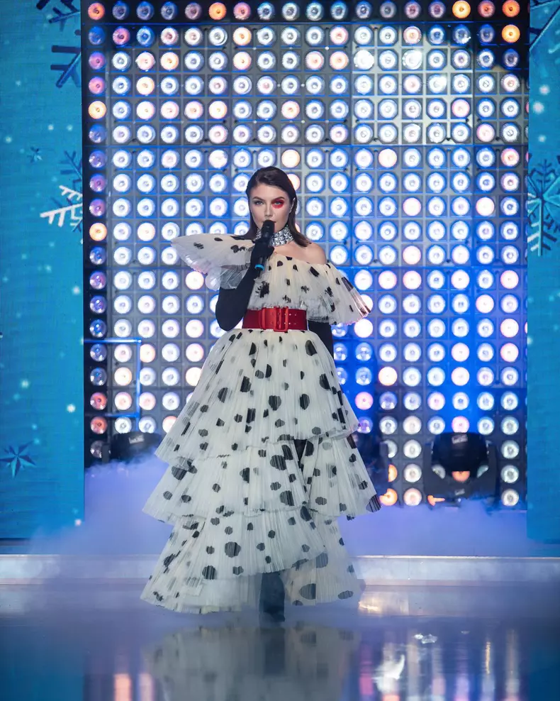 Alexandra-Ungureanu-5