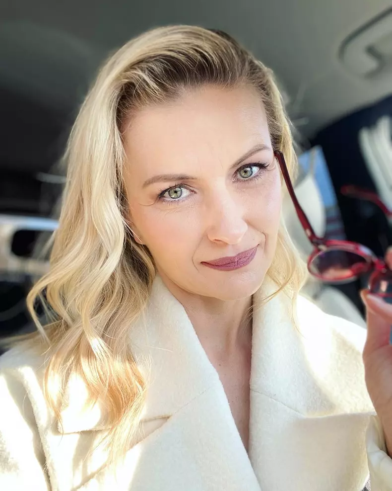 elwira-petre-nationalitate-2