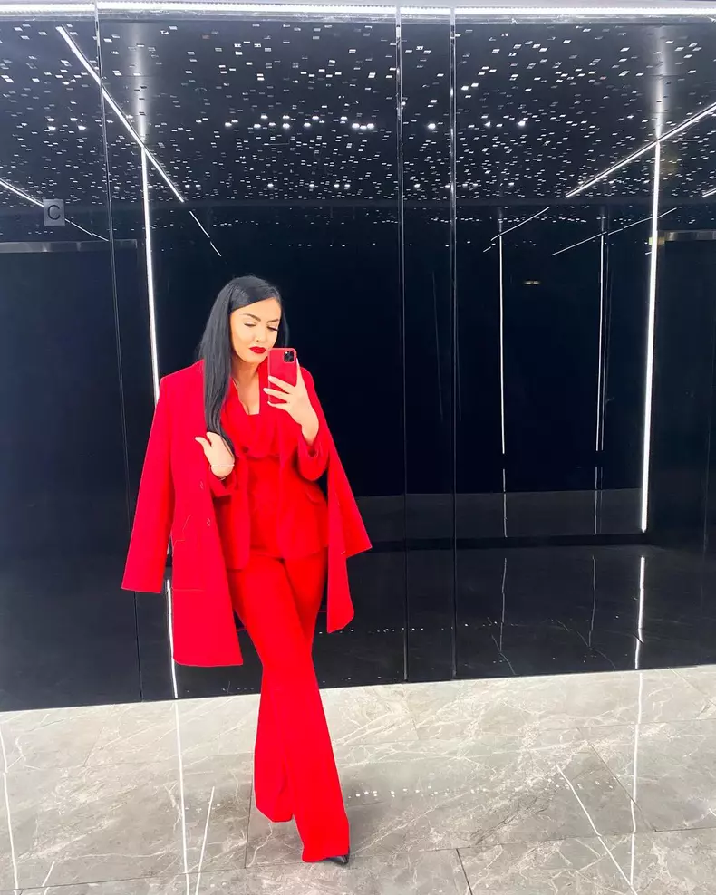 ANDREEA MANTEA A SLABIT 10 KILOGRAME