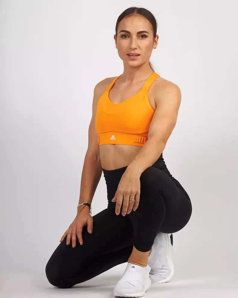 cum-si-a-cunoscut-Anca-Bucur-sotul-14