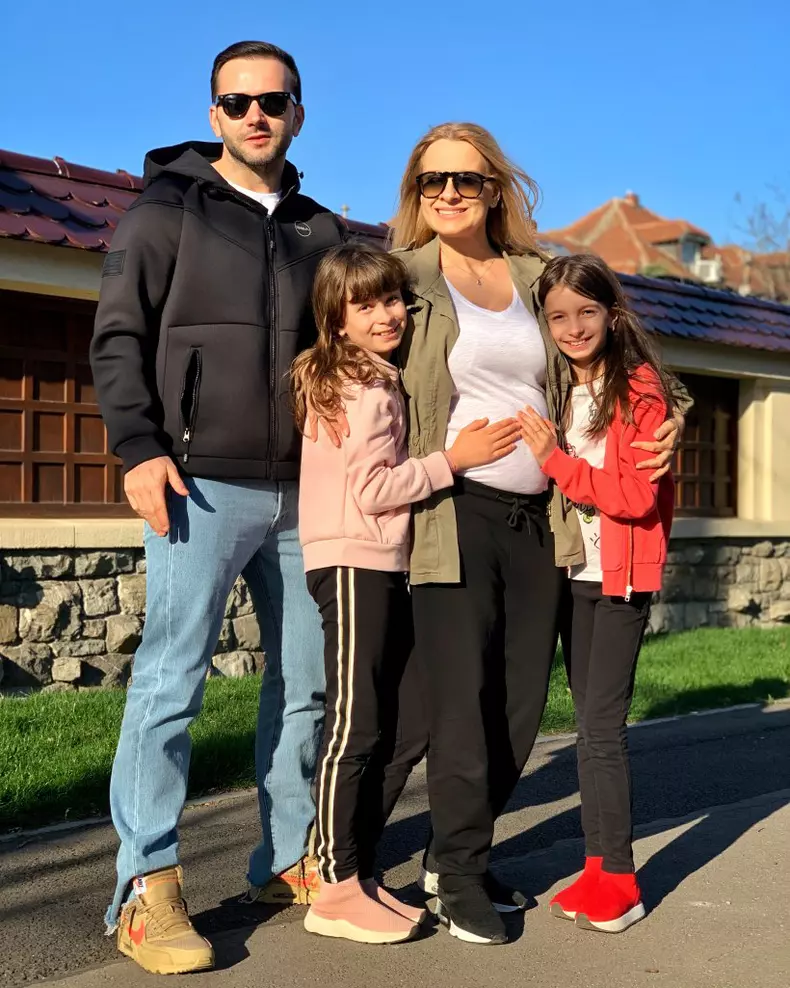 Mihai Morar si familia sa