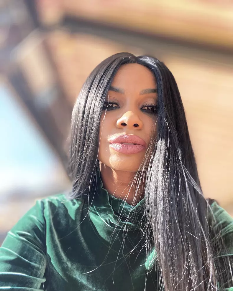 Laurette fosta asistenta tv