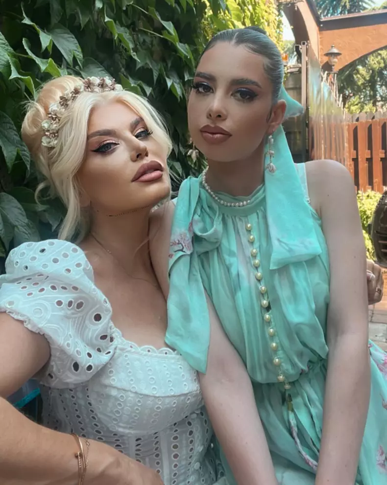 loredana-groza-si-fiica-ei-1