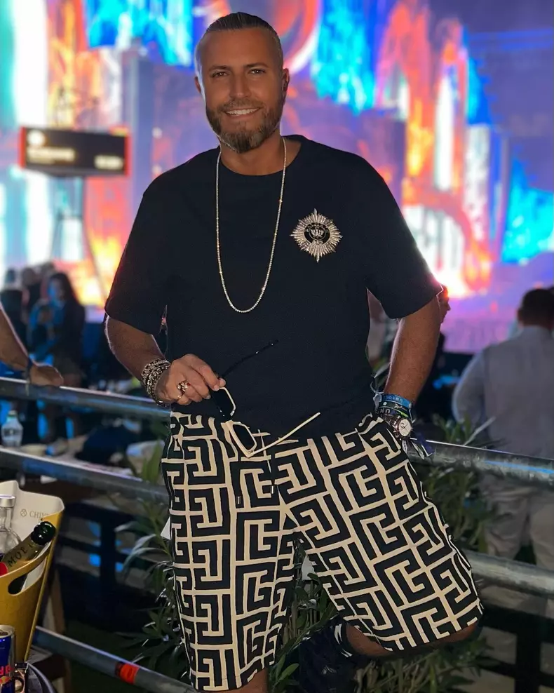 Catalin Botezatu tinute