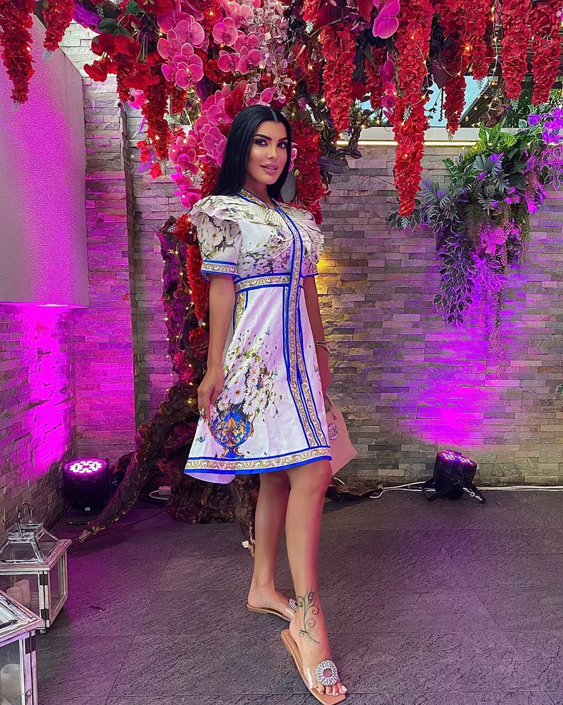 cine-este-andreea-tonciu-7