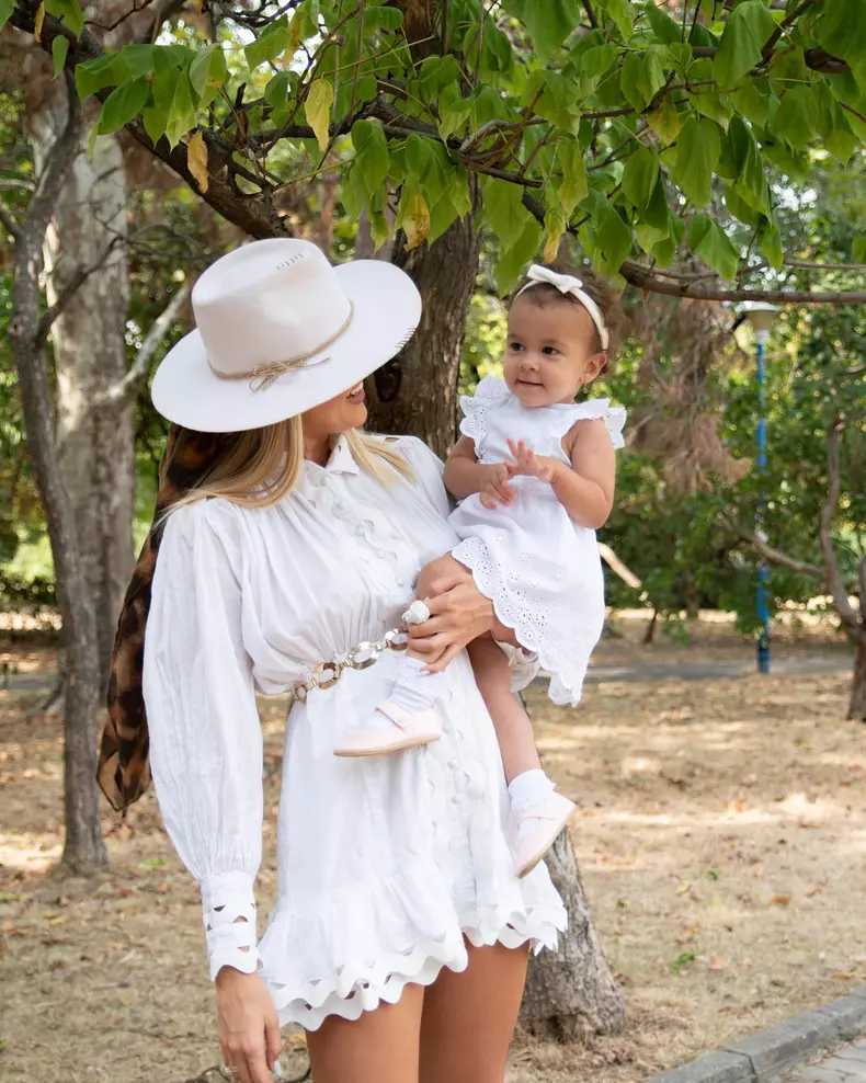 emily-burghelea-este-insarcinata-2