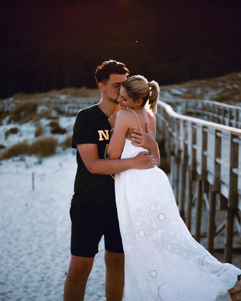 laura-musuroaea-alex-divort