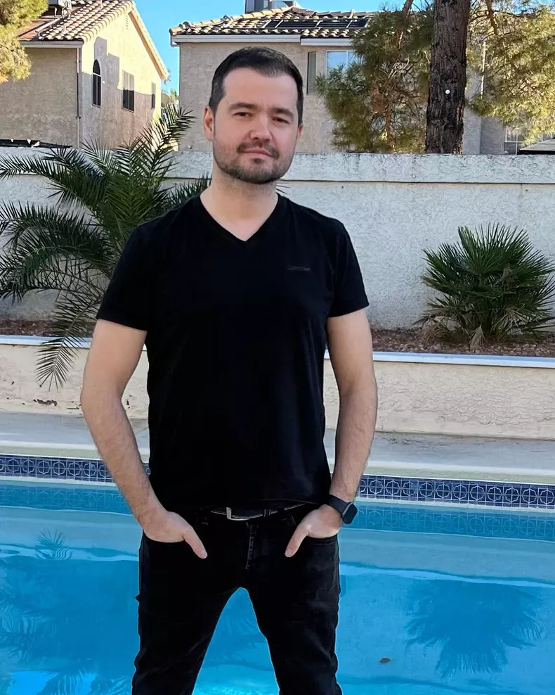 cine-este-laurentiu-duta-4