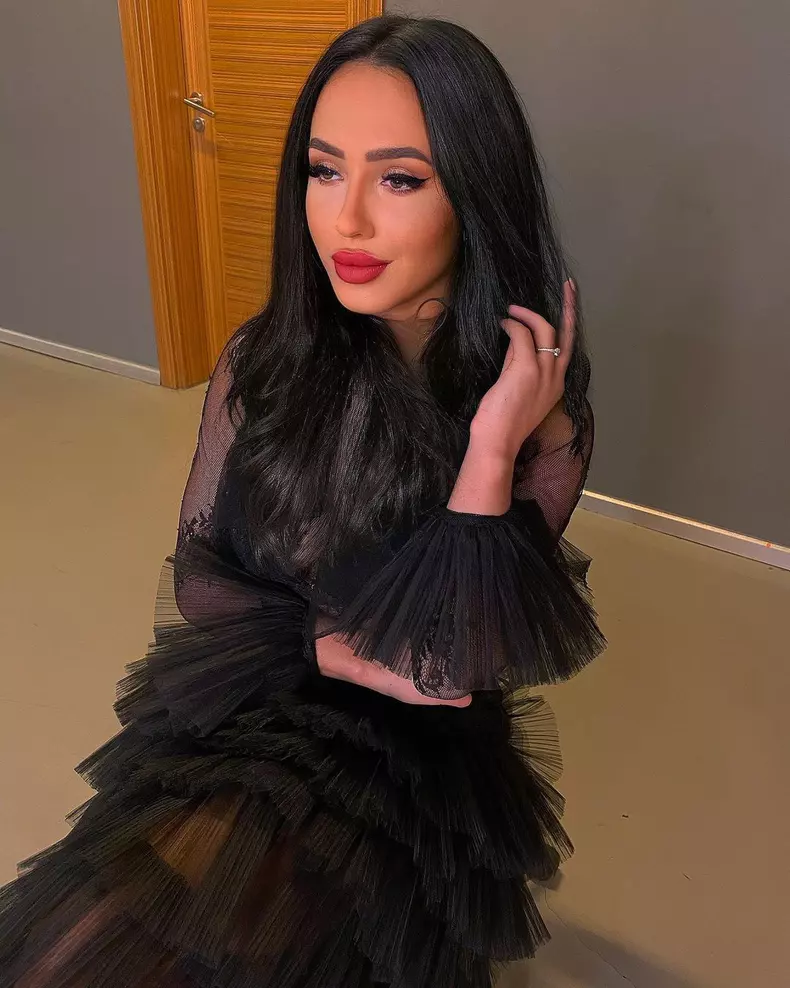 ella-tina-de-la-puterea-dragostei-9